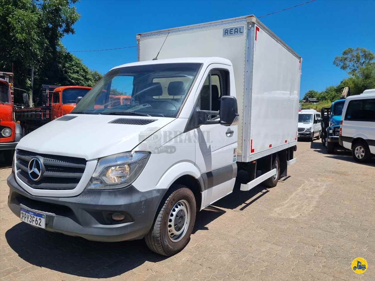 UTILITARIOS MERCEDES-BENZ Sprinter Furgão 415 Brasil Sul Caminhões PORTAO RIO GRANDE DO SUL RS